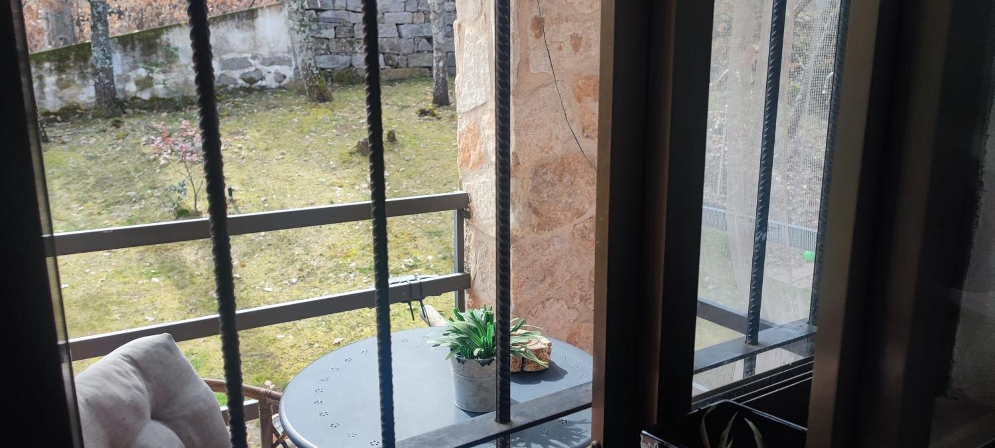 El Rincon De Gredos Guest House Navaluenga Ngoại thất bức ảnh